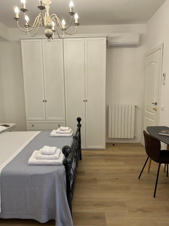 Caporama Lejlighed Terrasini Eksteriør billede