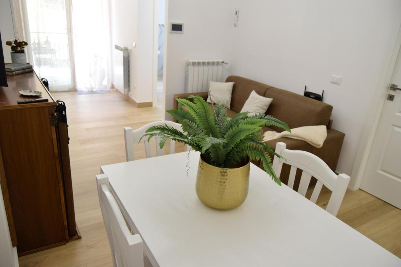 Caporama Lejlighed Terrasini Eksteriør billede